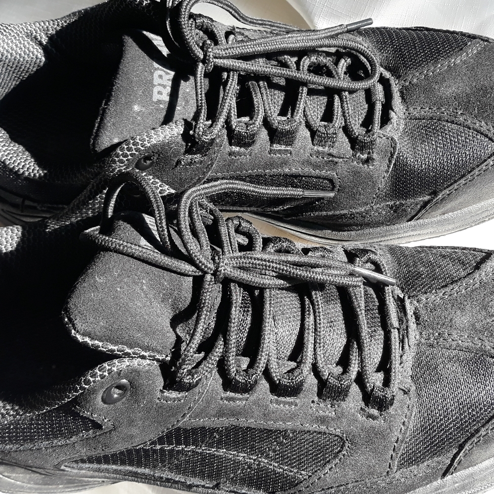 Brahma mens size 11 oil and slick proof